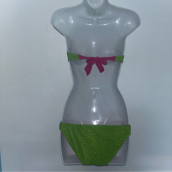 Volcom 2 pc Bandeau Bikini XS Swimsuit Reversible Pink Green Set - Picture 3 of 12